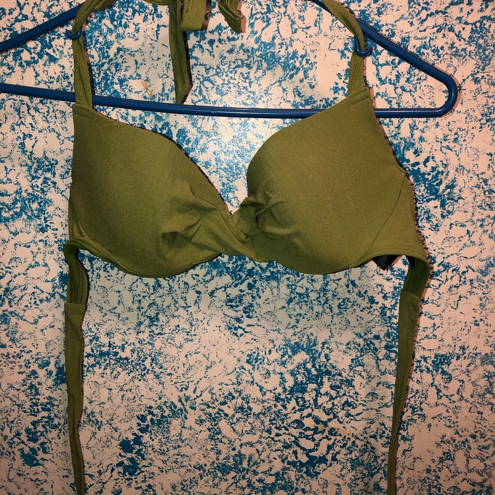Bikini top